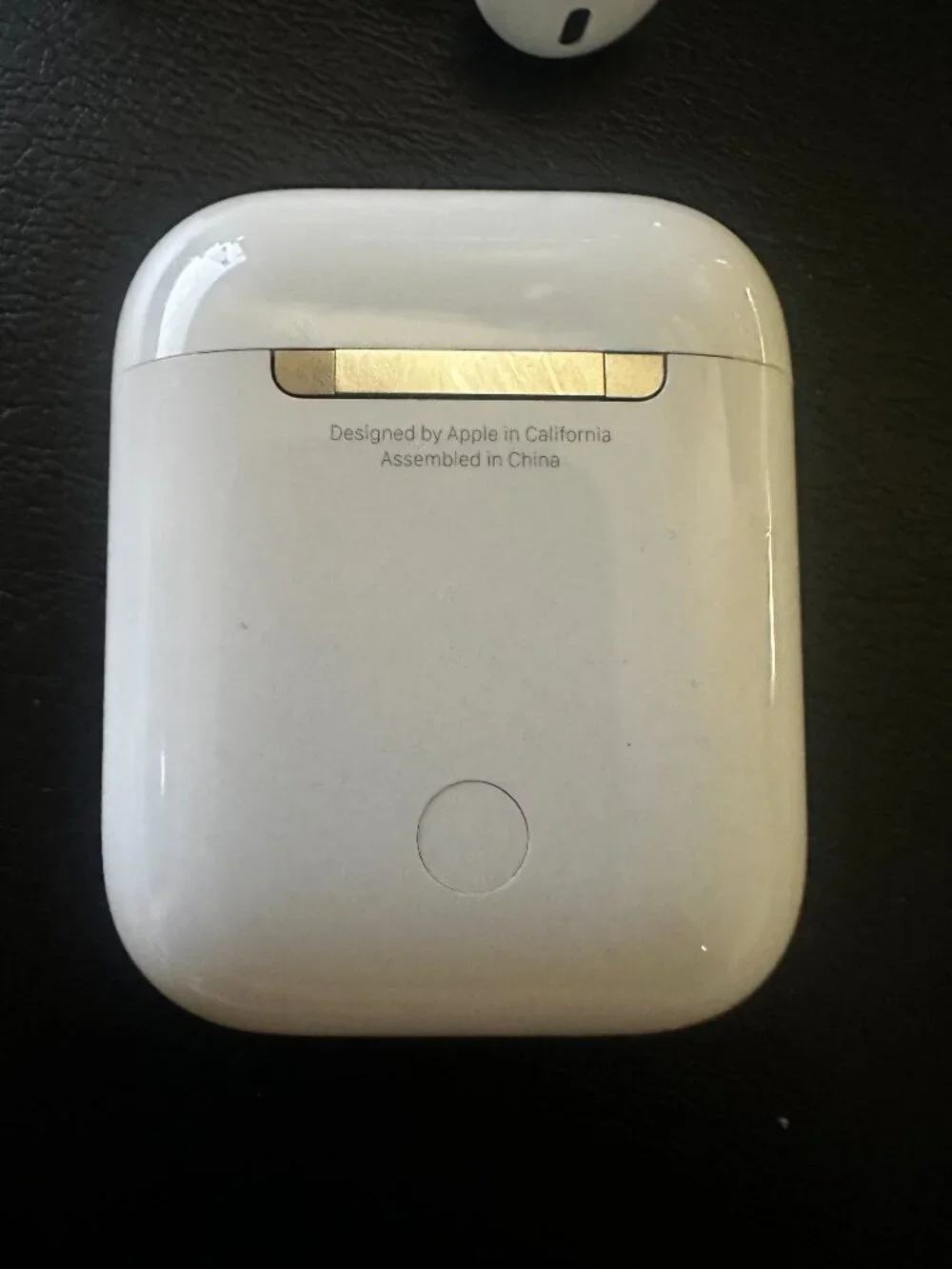 Apple AirPods 2nd Generation with Charging Case